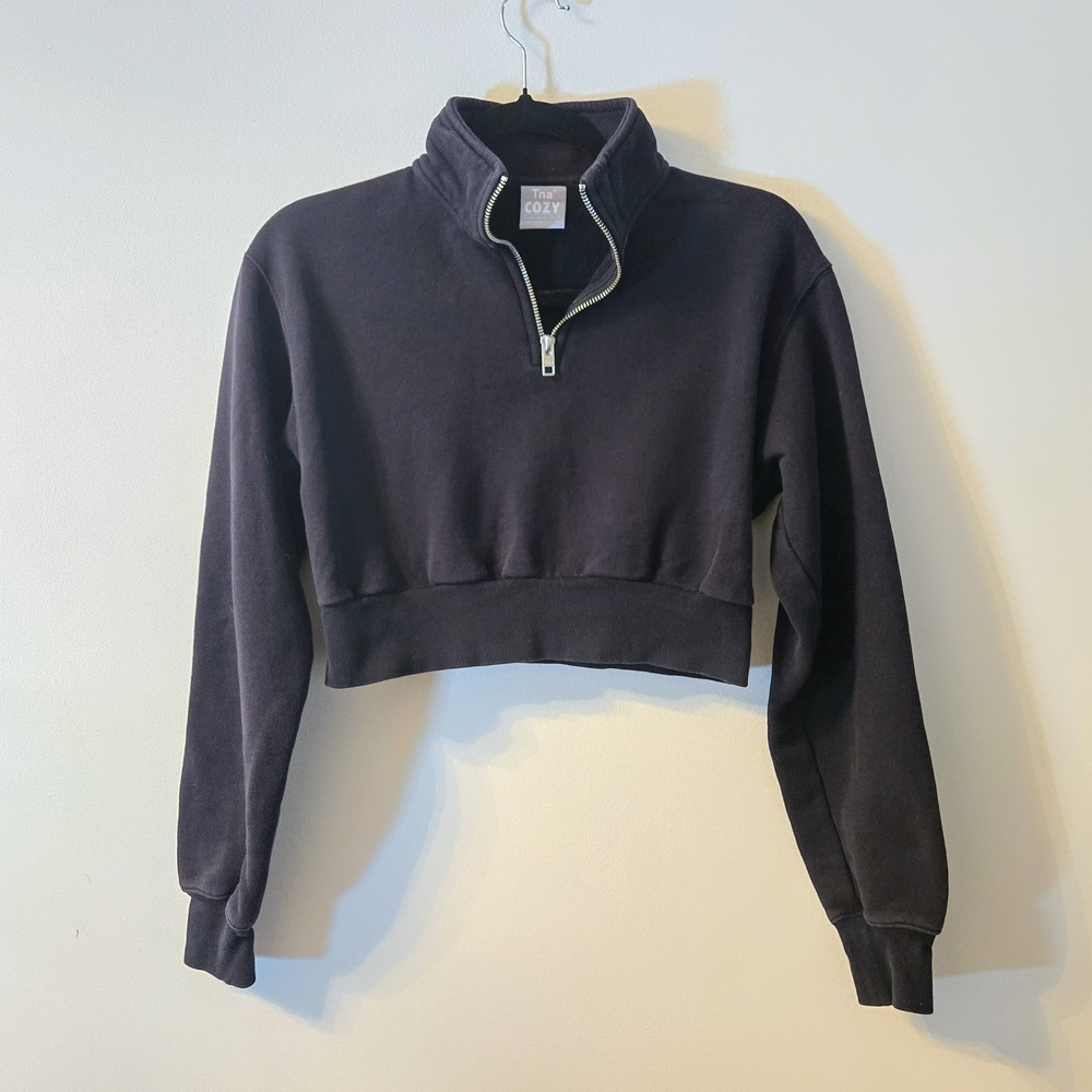 TNA By Aritzia Black Cozy Fleece Cropped Half-Zip Sweatshirt